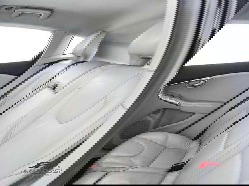 Volvo V40 Cross Country usata a Viterbo (10)