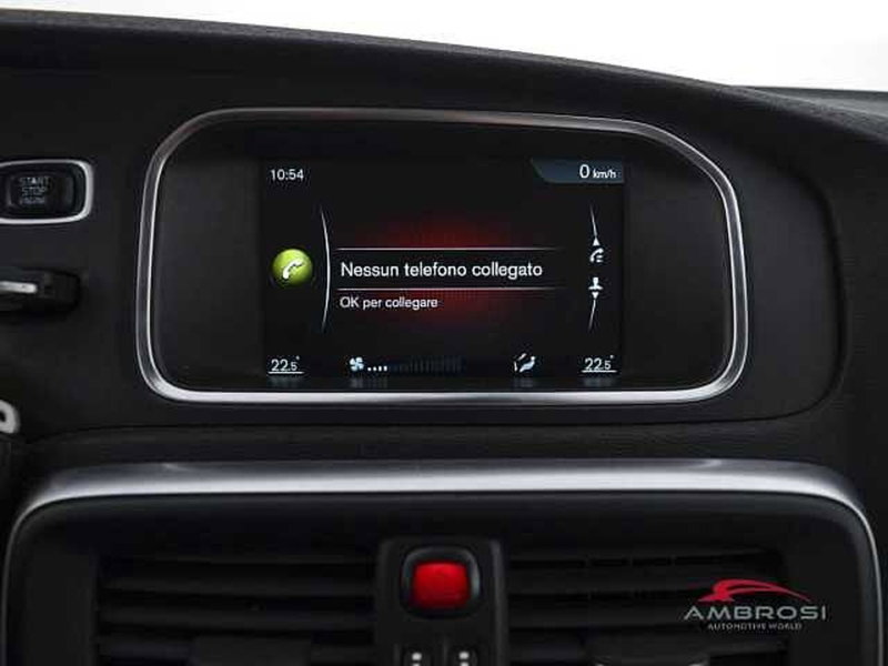 Volvo V40 Cross Country usata a Viterbo (16)