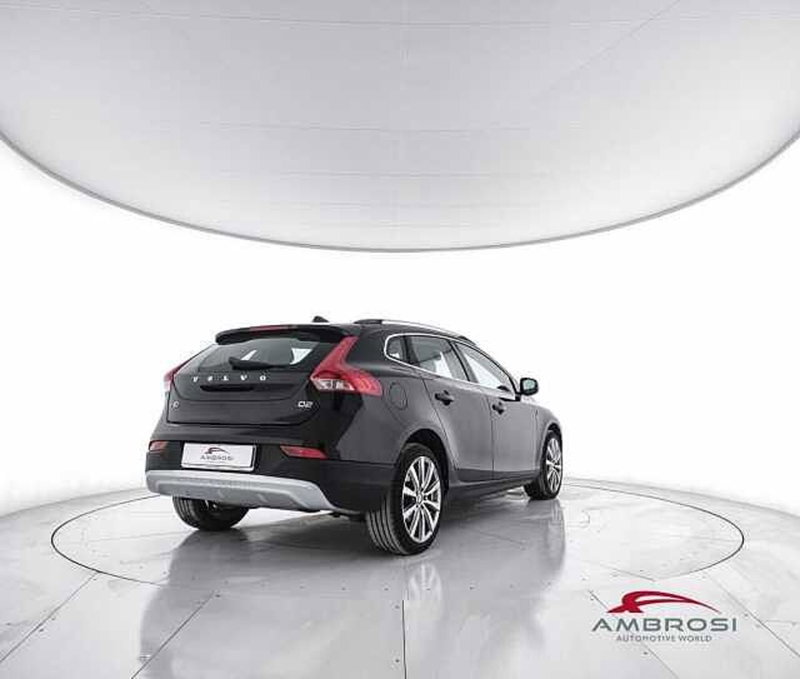 Volvo V40 Cross Country usata a Viterbo (3)