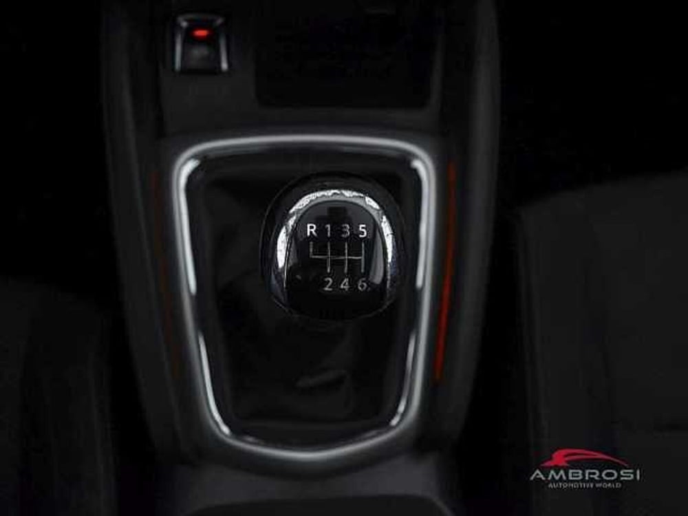 Nissan Qashqai usata a Viterbo (20)