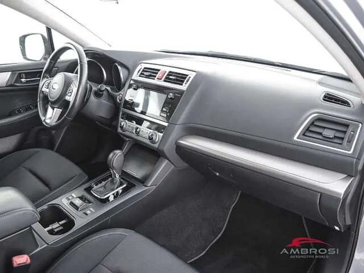 Subaru Outback usata a Viterbo (12)