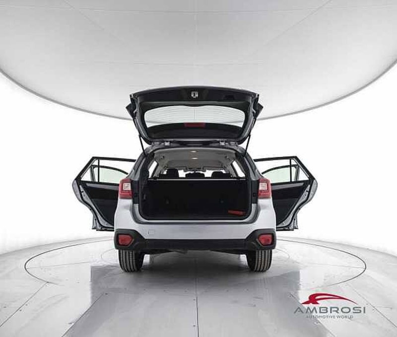 Subaru Outback usata a Viterbo (7)