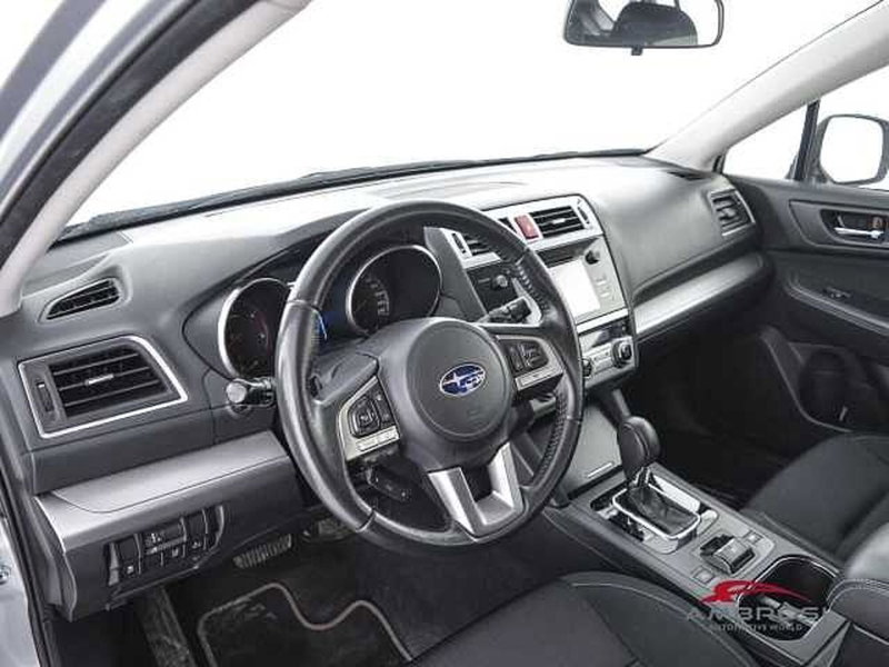 Subaru Outback usata a Viterbo (8)