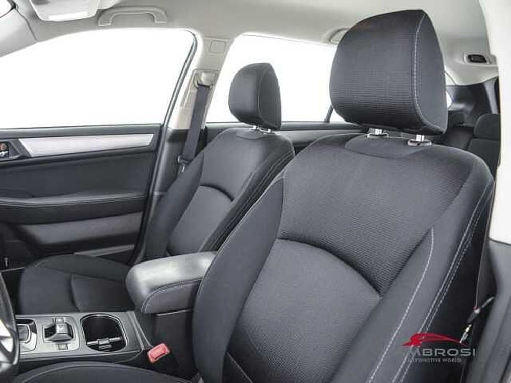 Subaru Outback usata a Viterbo (9)