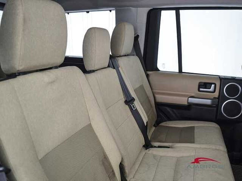 Land Rover Discovery usata a Viterbo (13)