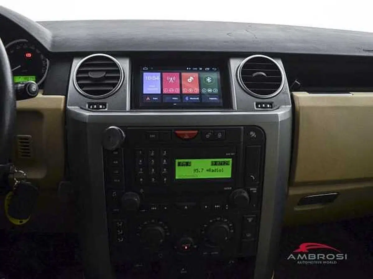 Land Rover Discovery usata a Viterbo (19)