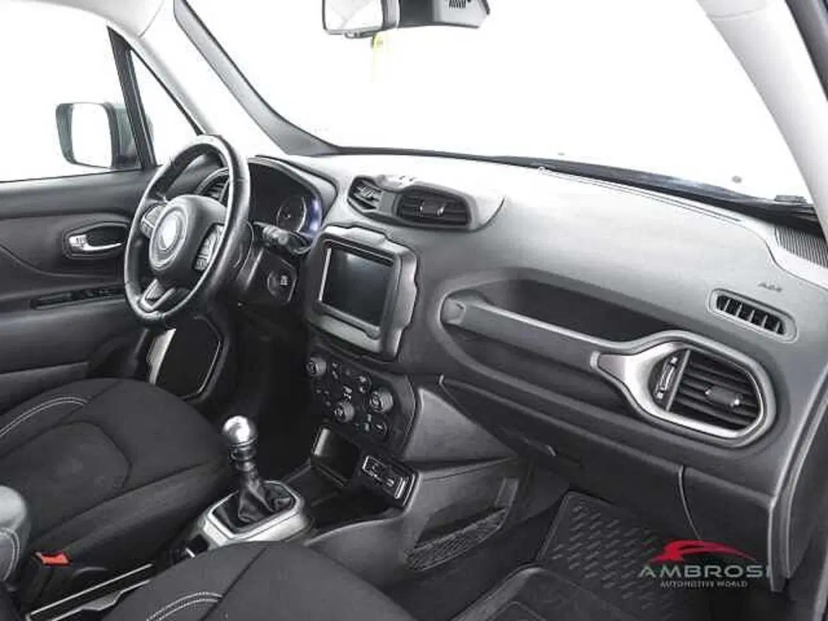 Jeep Renegade usata a Viterbo (12)