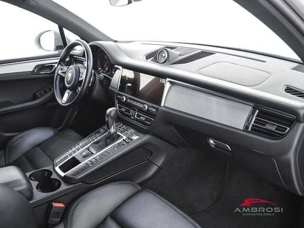 Porsche Macan usata a Viterbo (12)