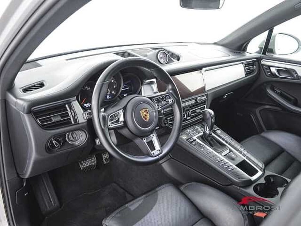 Porsche Macan usata a Viterbo (8)