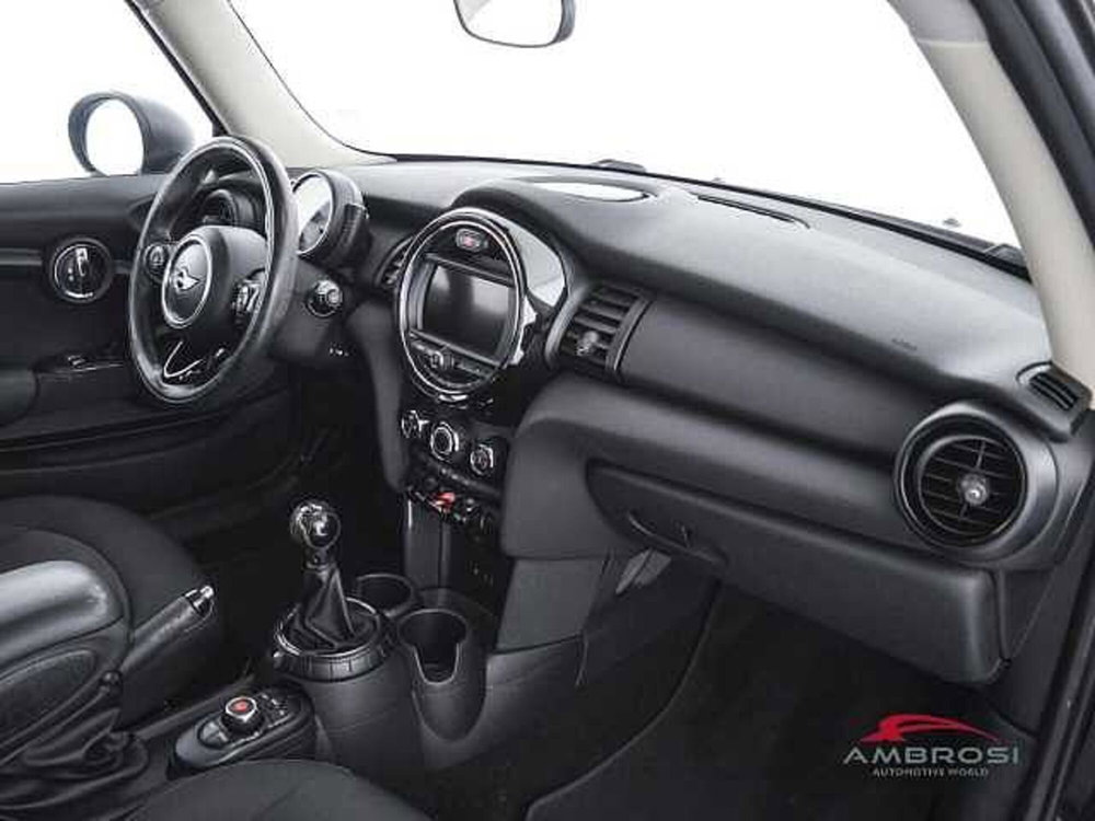MINI Mini usata a Viterbo (12)