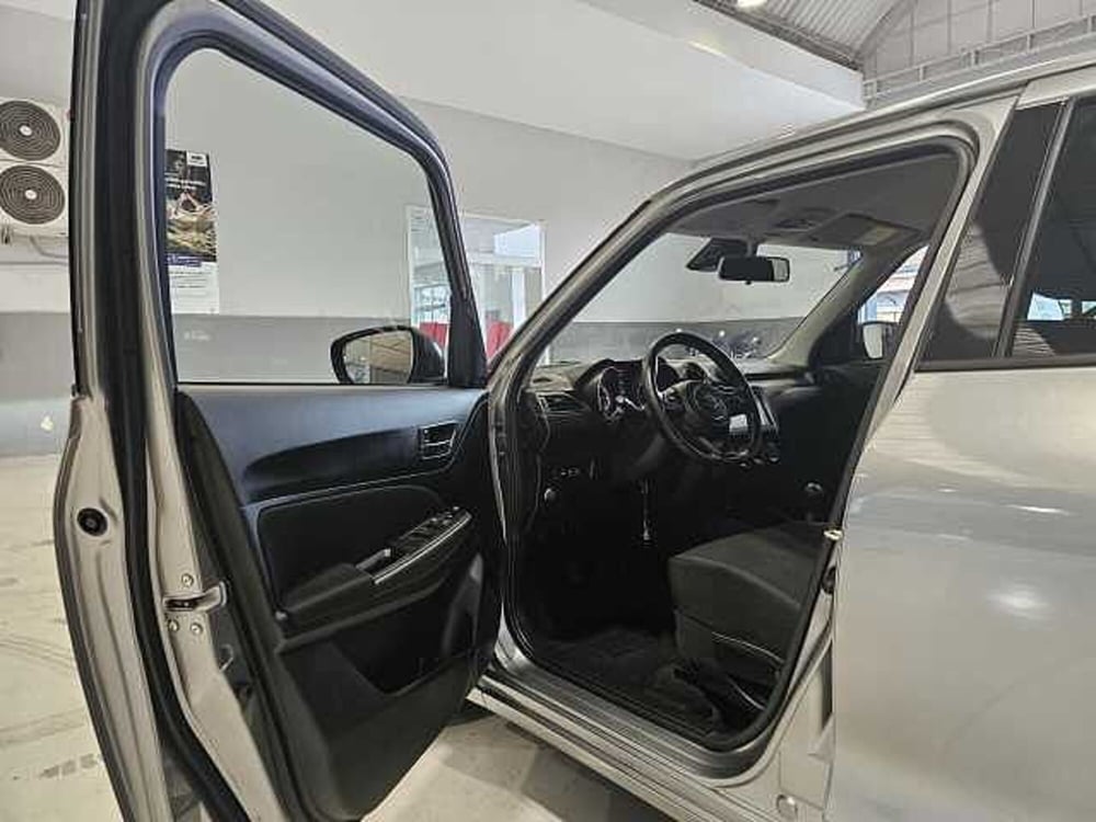 Suzuki Swift usata a Caserta (8)