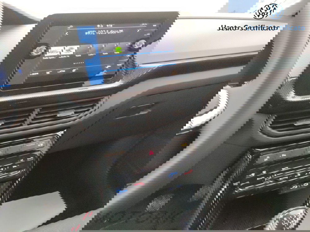 Volkswagen T-Cross nuova a Varese (17)