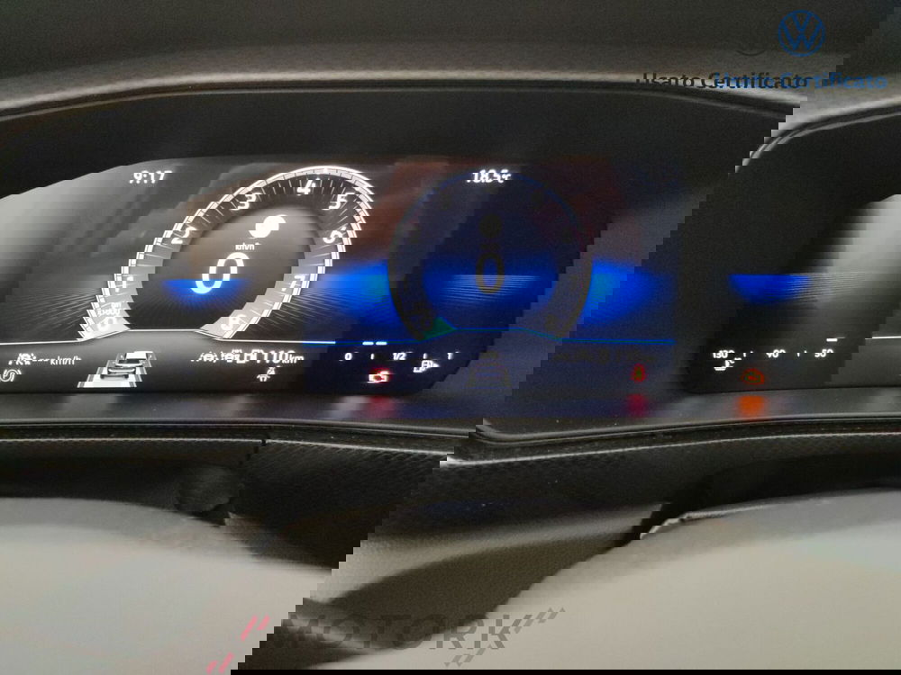 Volkswagen T-Cross nuova a Varese (18)