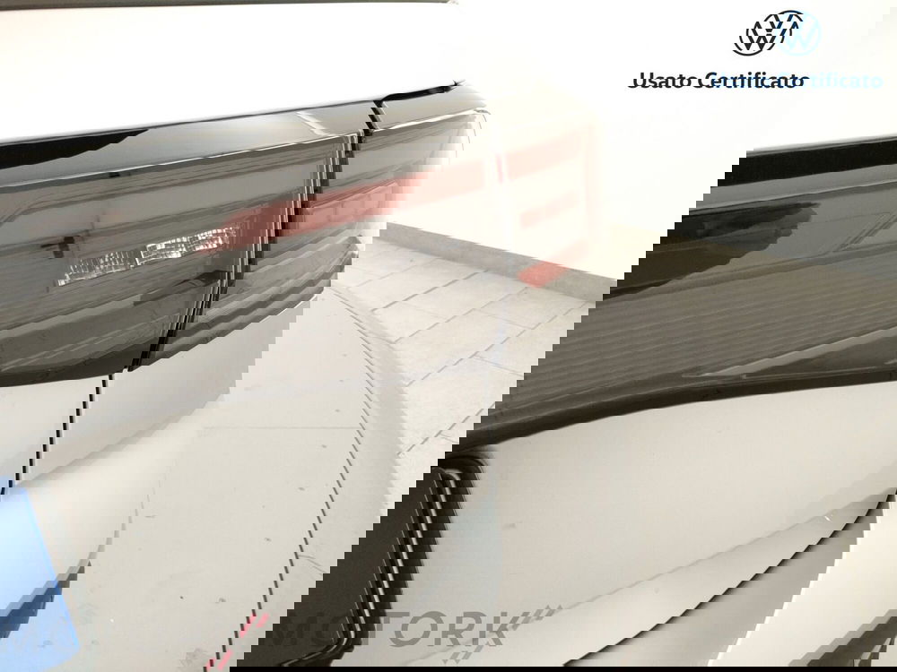 Volkswagen T-Cross nuova a Varese (9)