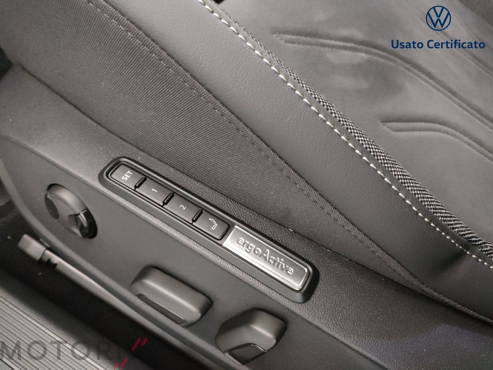 Volkswagen Golf nuova a Varese (13)