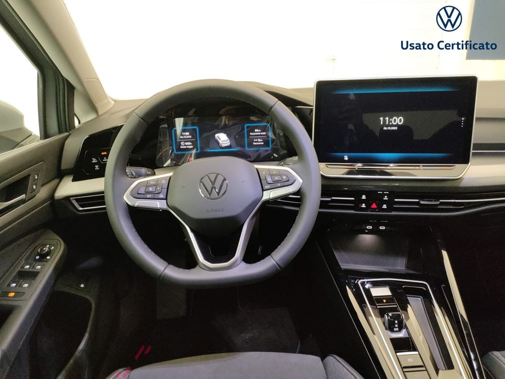 Volkswagen Golf nuova a Varese (14)