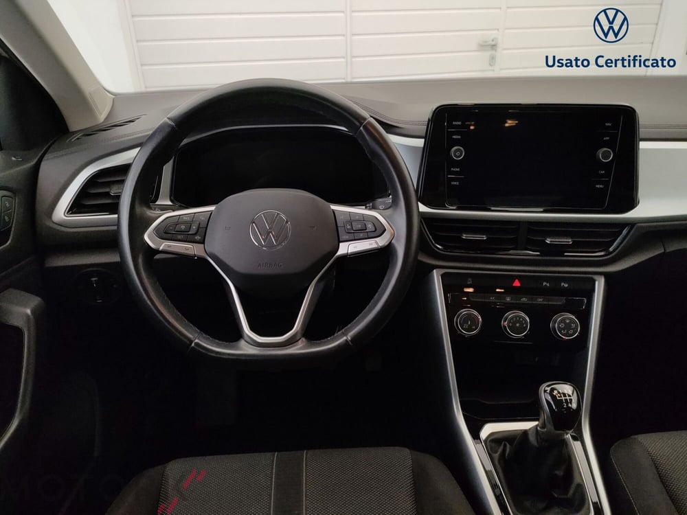 Volkswagen T-Roc usata a Varese (12)