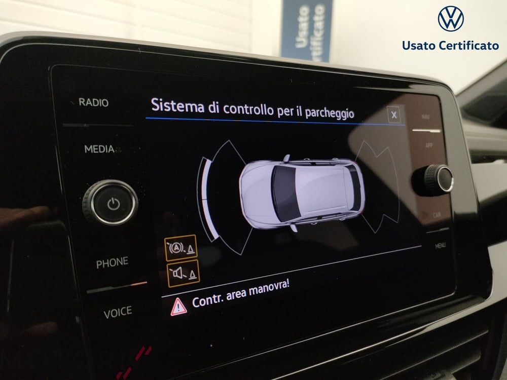 Volkswagen T-Roc usata a Varese (17)