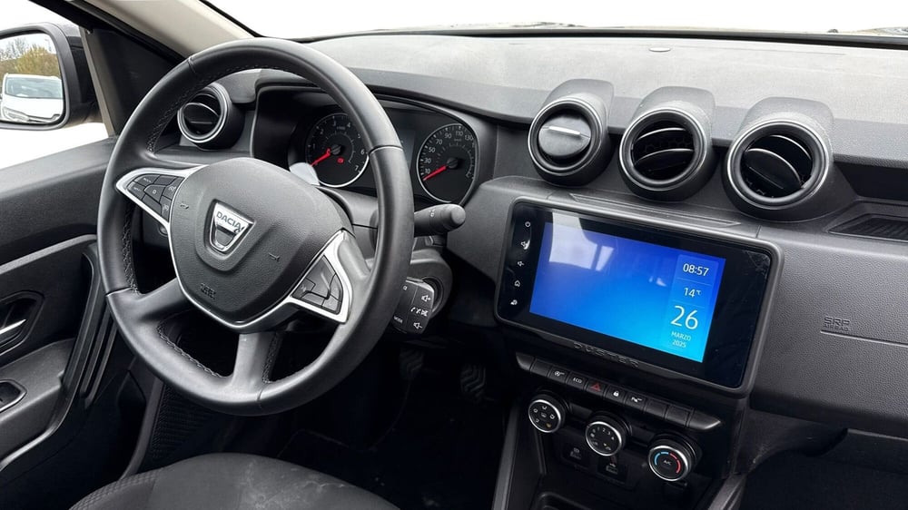 Dacia Duster usata a Padova (8)