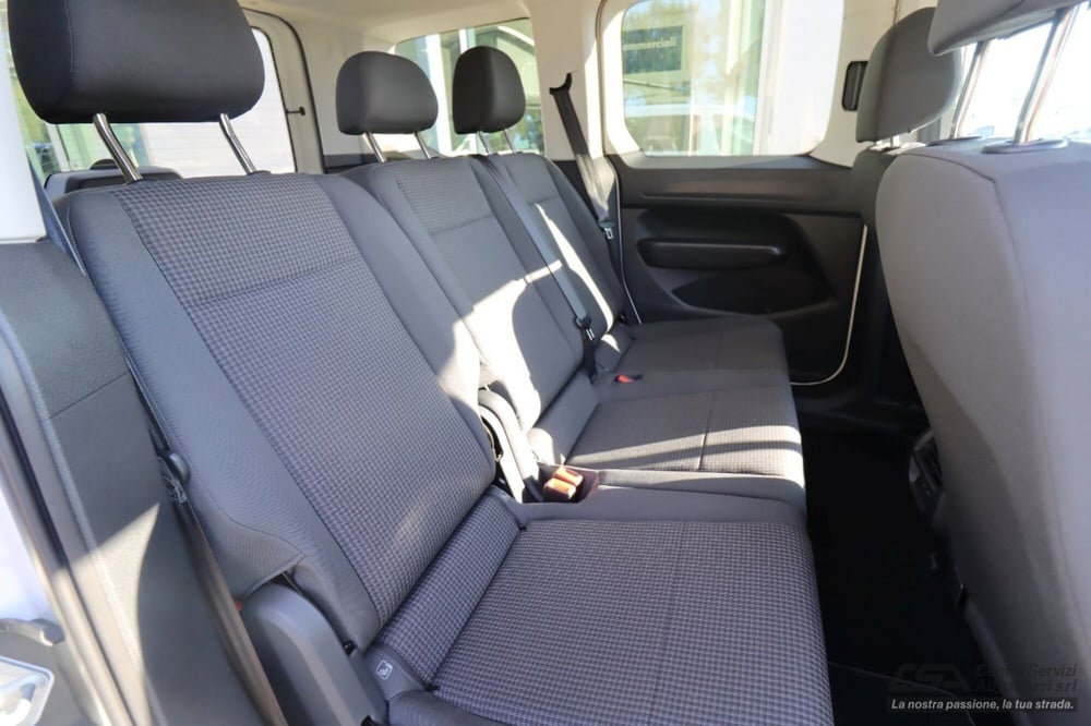 Volkswagen Caddy nuova a Bologna (8)