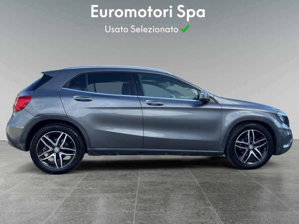 Mercedes-Benz GLA SUV usata a Siena (6)