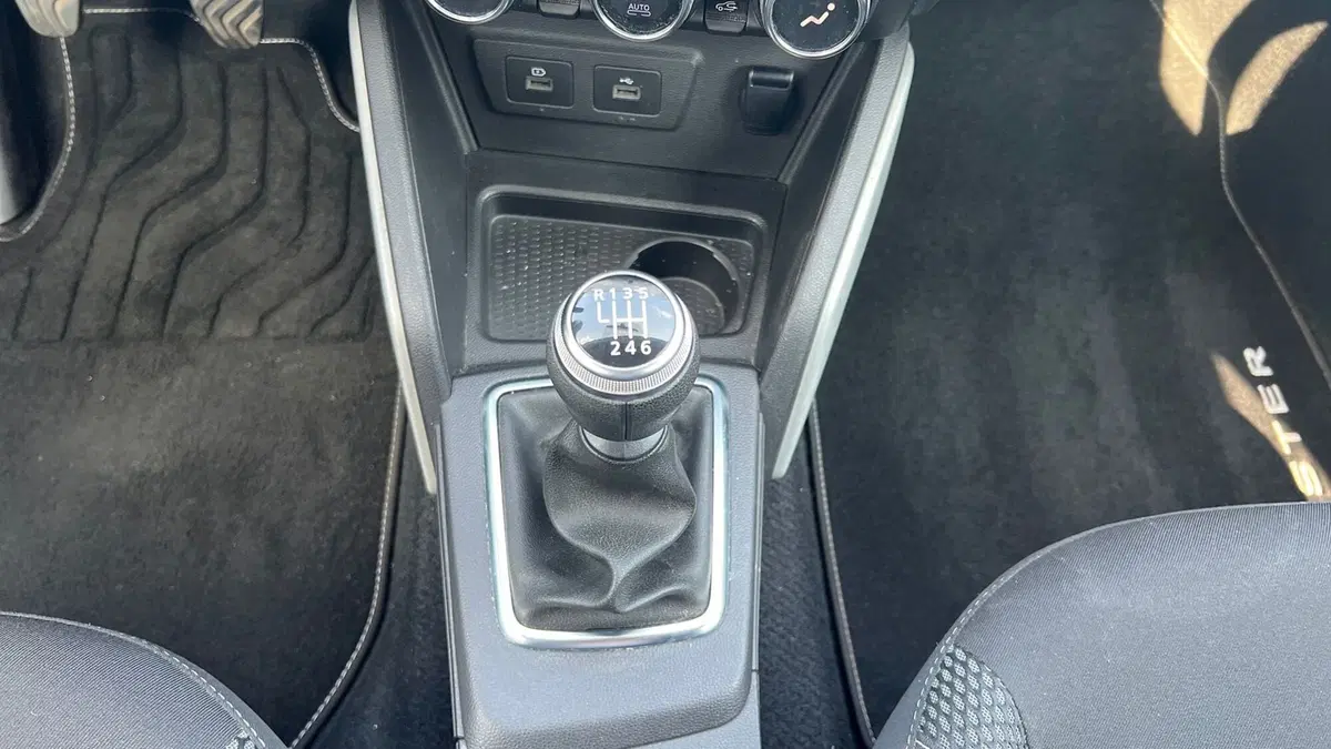 Dacia Duster usata a Padova (10)
