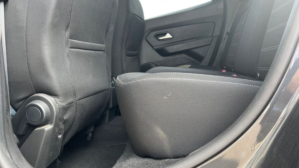 Dacia Duster usata a Padova (11)