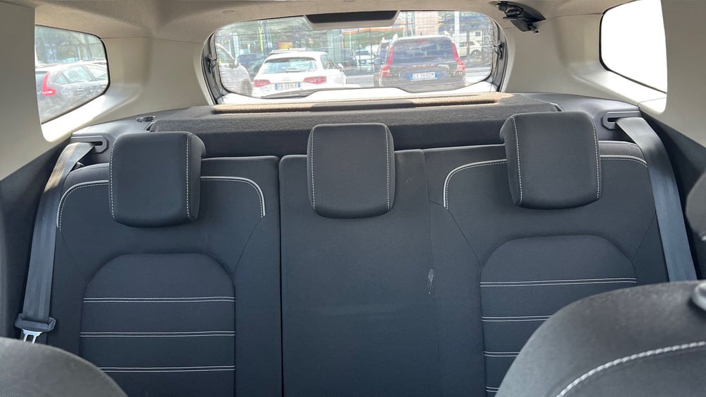 Dacia Duster usata a Padova (12)