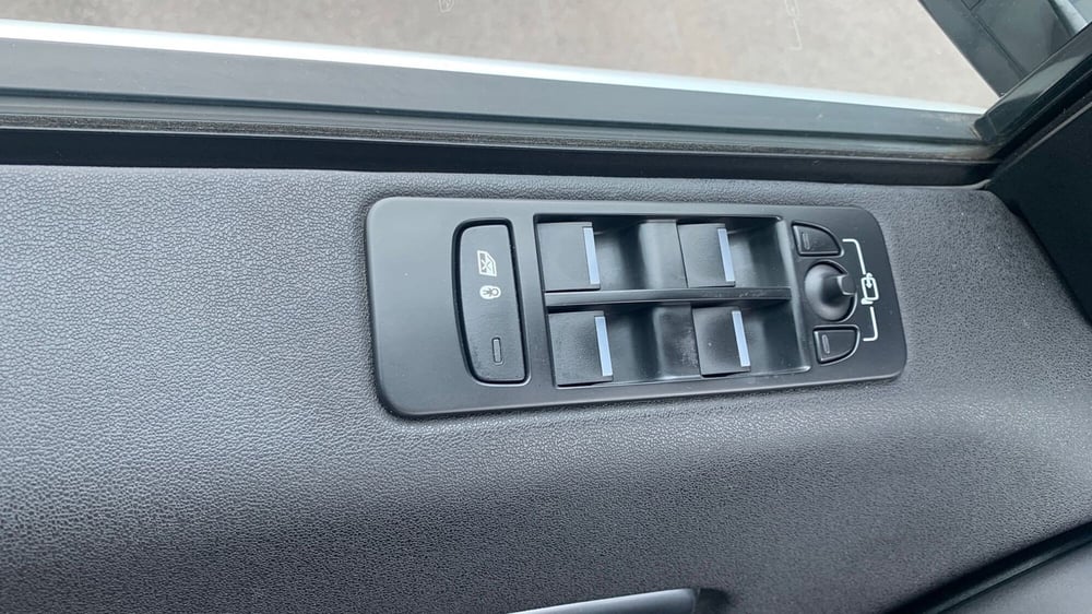 Land Rover Discovery Sport usata a Padova (17)