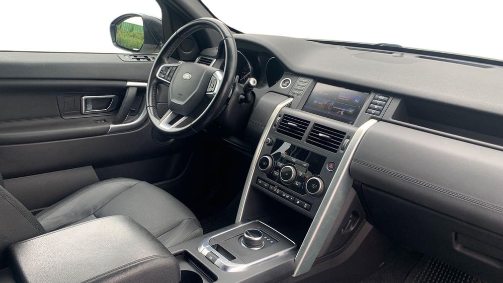 Land Rover Discovery Sport usata a Padova (7)