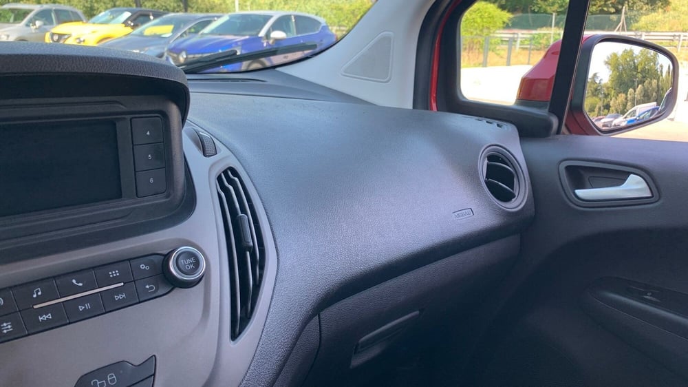 Ford Tourneo Courier usata a Padova (12)
