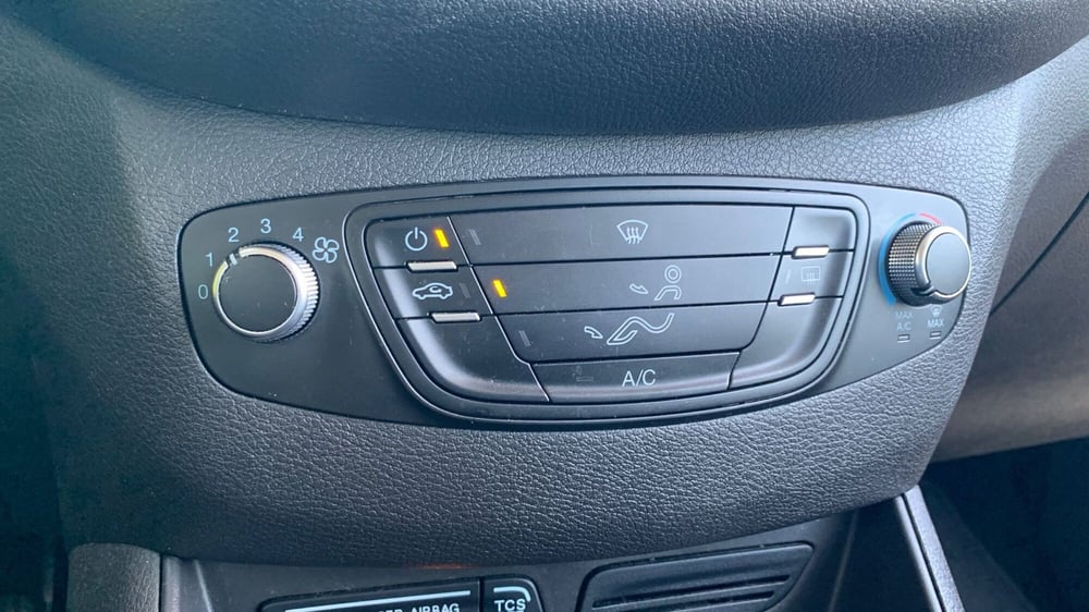 Ford Tourneo Courier usata a Padova (14)