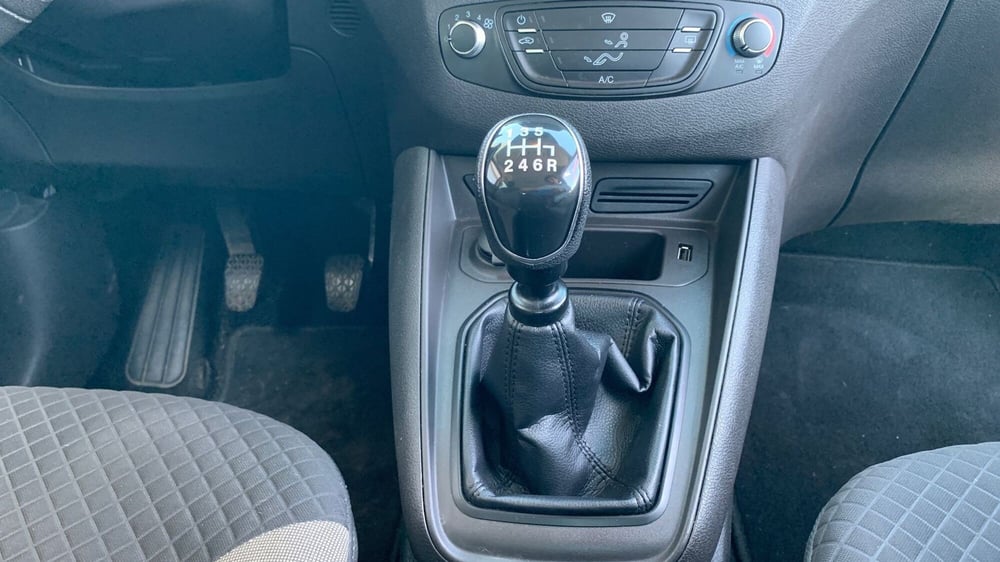 Ford Tourneo Courier usata a Padova (15)