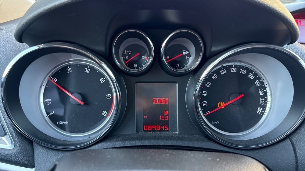 Opel Mokka usata a Padova (11)