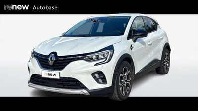 Renault Captur Plug-in Hybrid E-Tech 160 CV Intens del 2021 usata a Albignasego