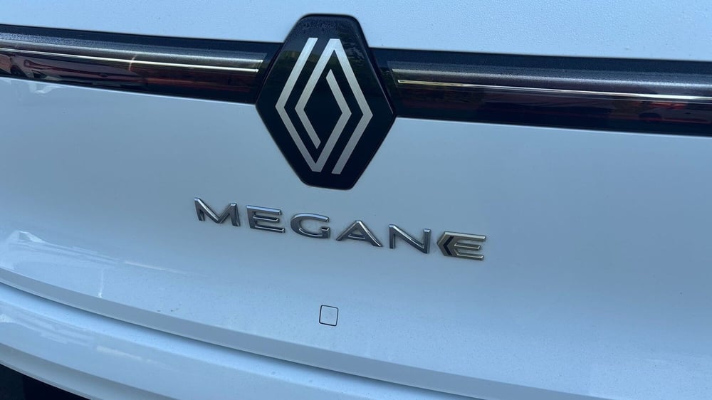Renault Megane E-Tech Electric usata a Padova (6)