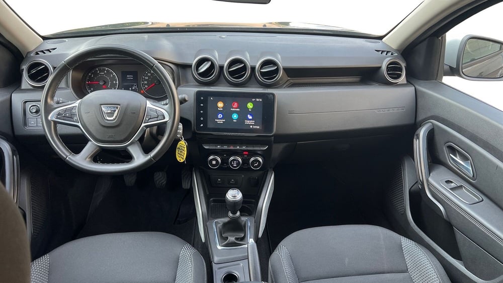 Dacia Duster usata a Padova (12)
