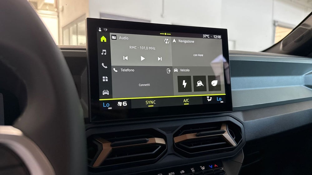 Dacia Bigster usata a Padova (13)