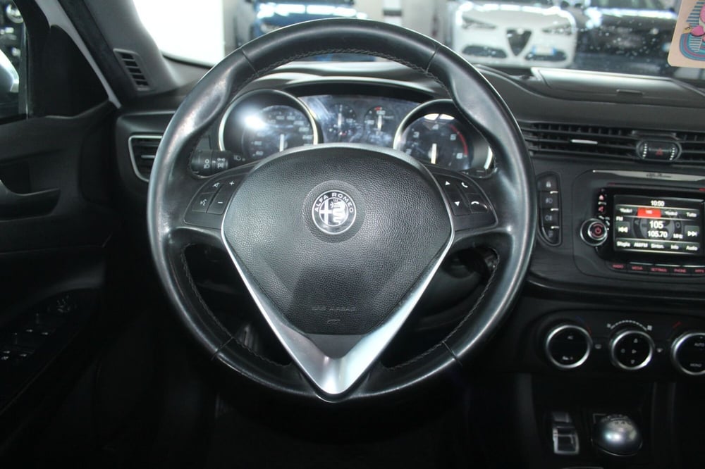 Alfa Romeo Giulietta usata a Terni (12)