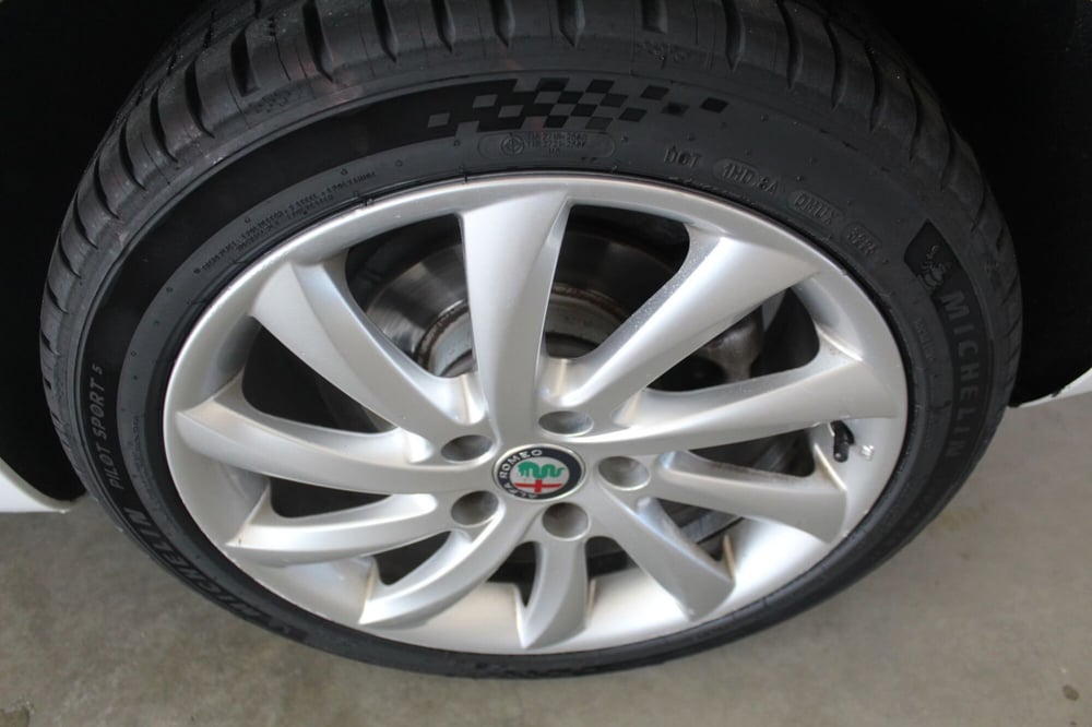 Alfa Romeo Giulietta usata a Terni (15)