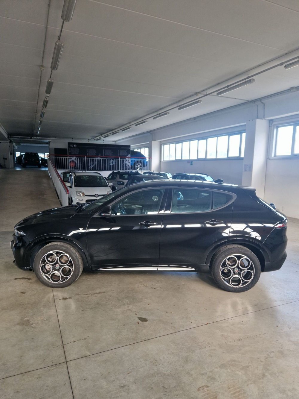 Alfa Romeo Tonale usata a Terni (4)
