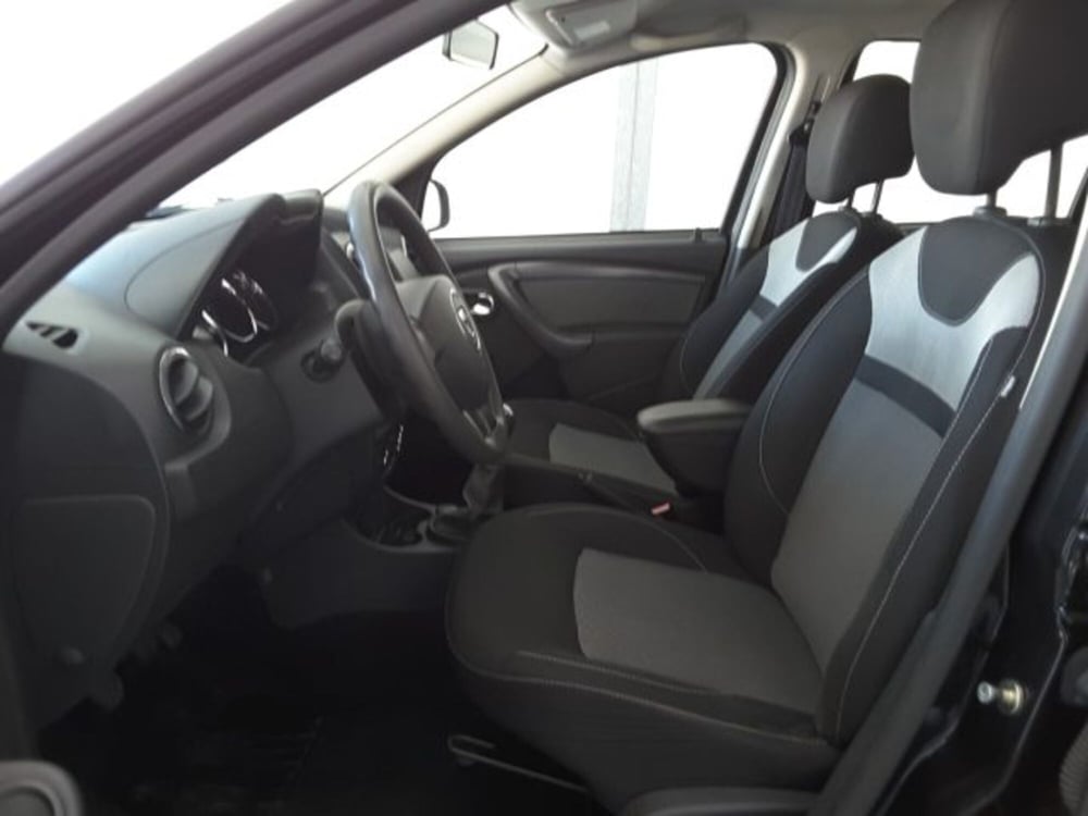Dacia Duster usata a Firenze (5)
