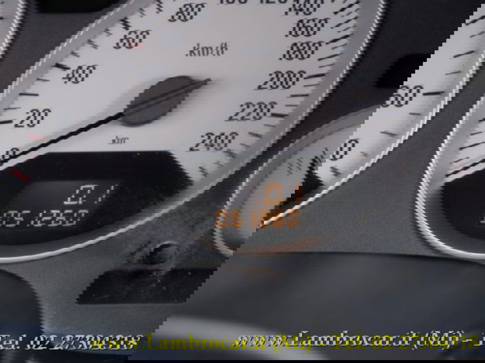 Opel Astra Coupé usata a Milano (7)