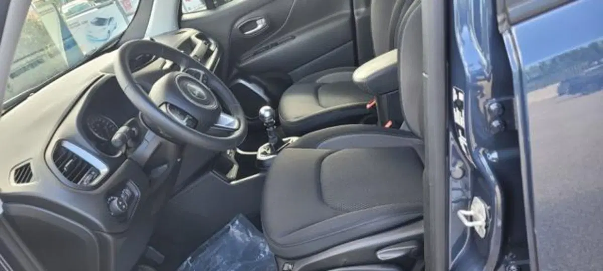 Jeep Renegade usata a Napoli (6)