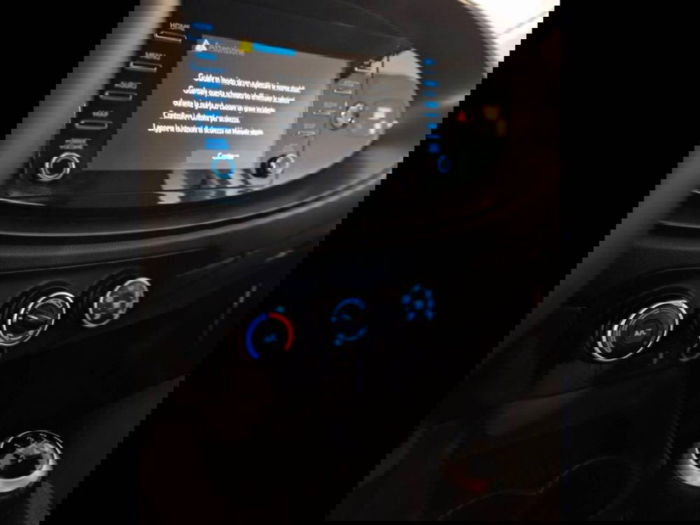 Toyota Aygo X usata a Torino (8)