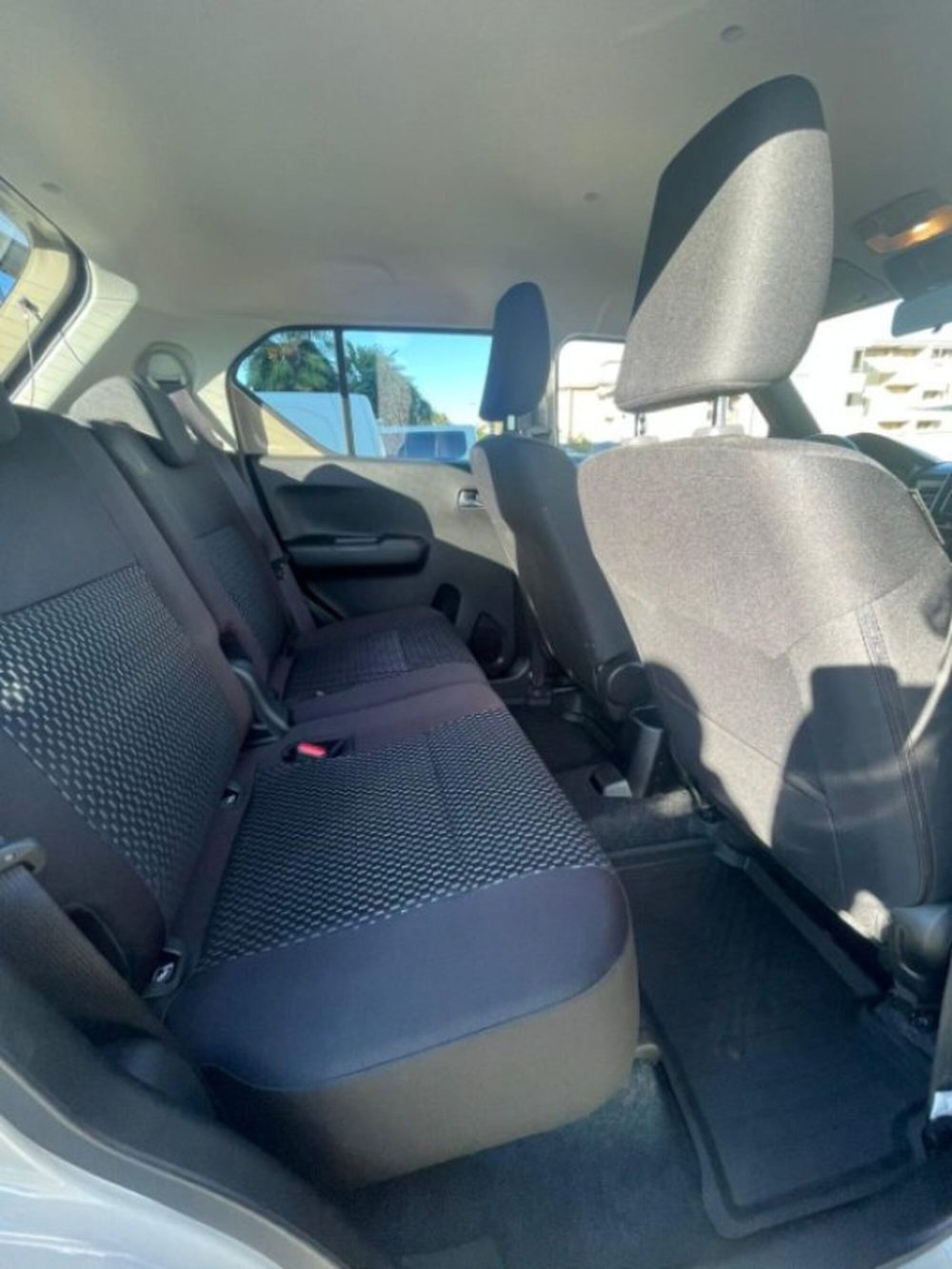 Suzuki Ignis usata a Novara (14)