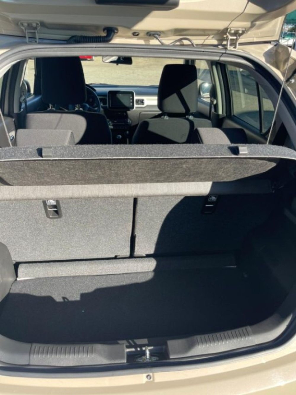 Suzuki Ignis usata a Novara (17)