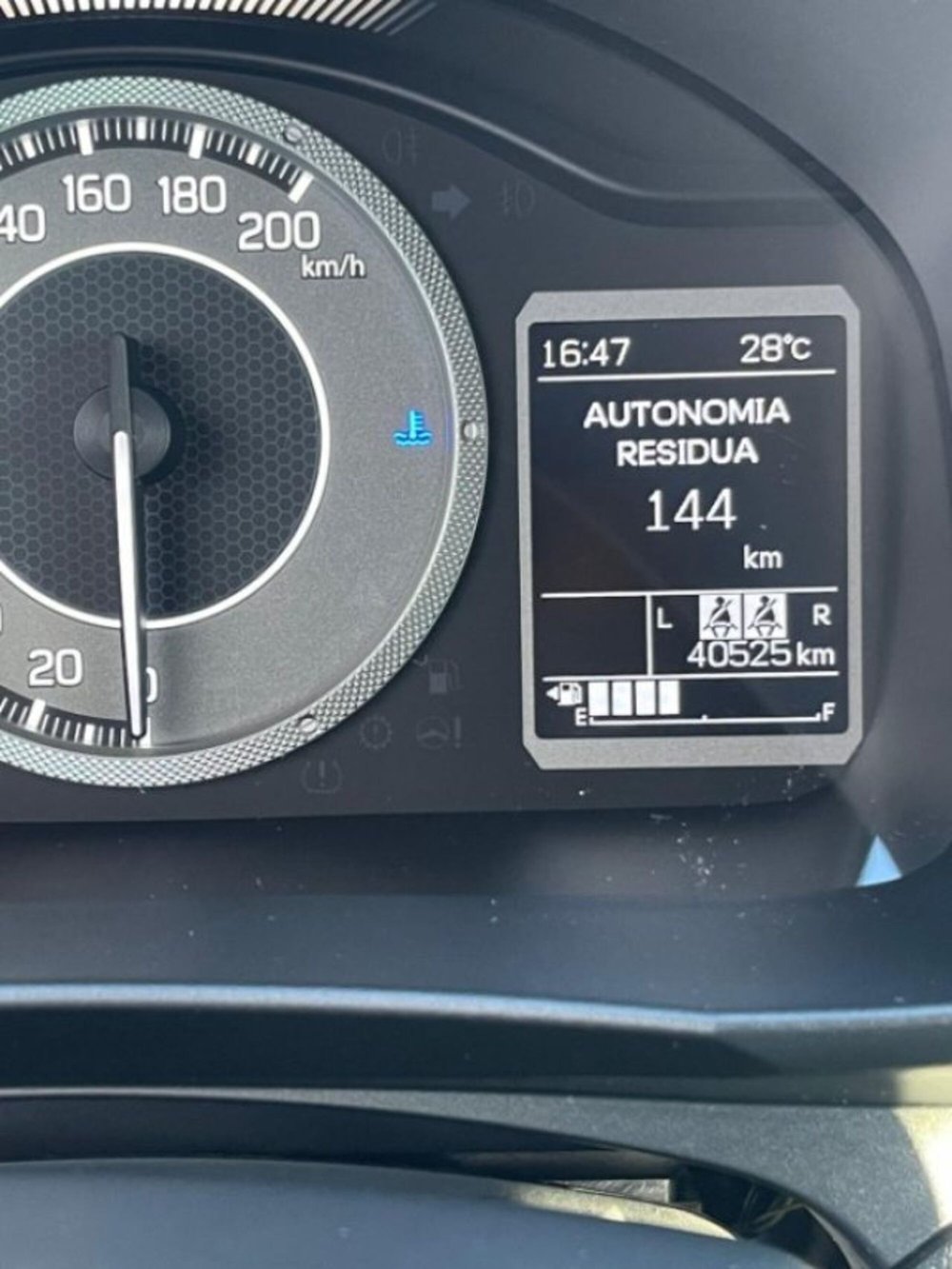 Suzuki Ignis usata a Novara (8)