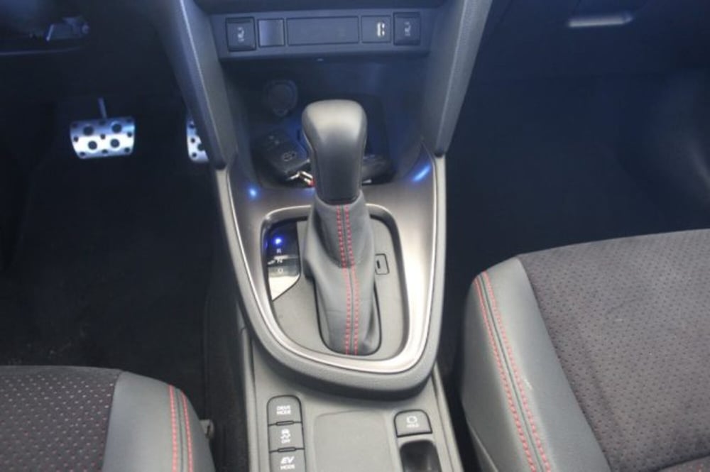 Toyota Yaris Cross usata a Roma (15)