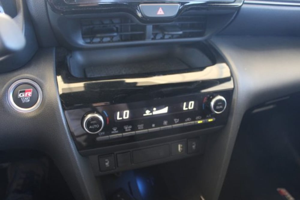 Toyota Yaris Cross usata a Roma (19)
